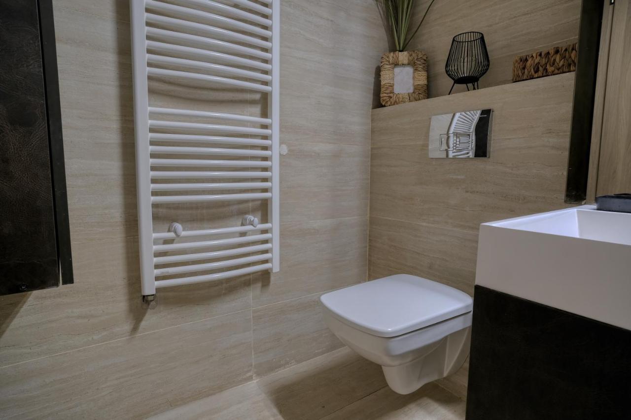 Central Luxury Apartment With City View Μπρασόβ Εξωτερικό φωτογραφία