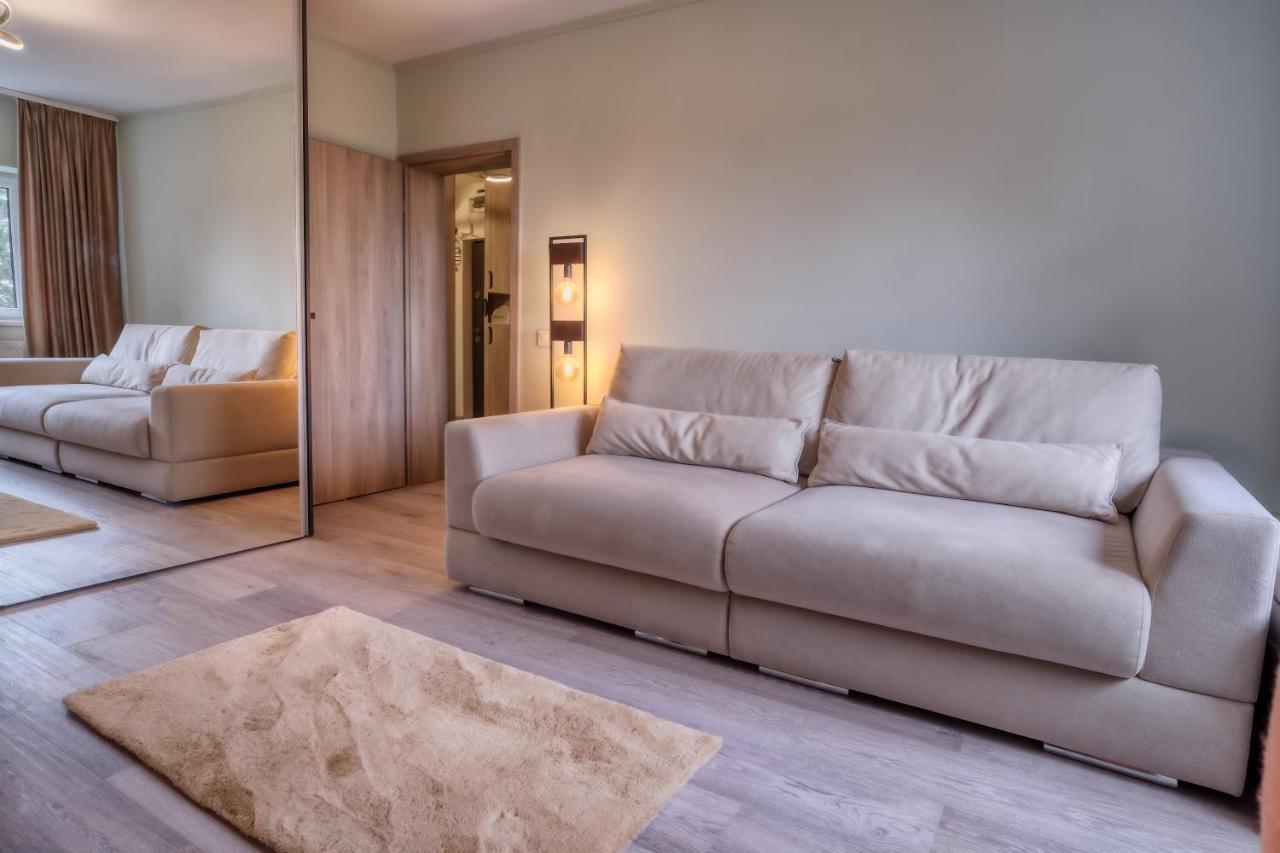Central Luxury Apartment With City View Μπρασόβ Εξωτερικό φωτογραφία